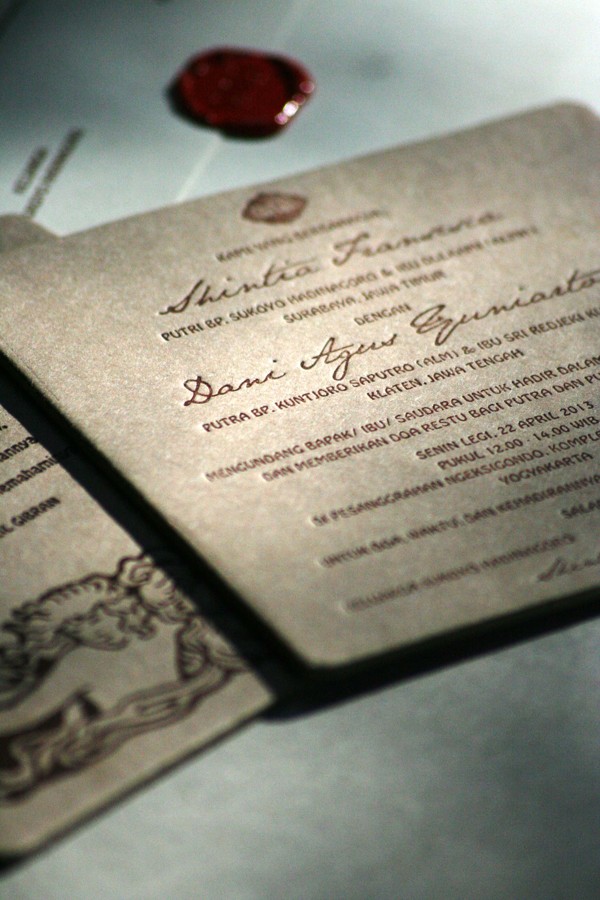 Konsep-Undangan-Pernikahan-Indonesia-Letterpress-Wedding-Invitation