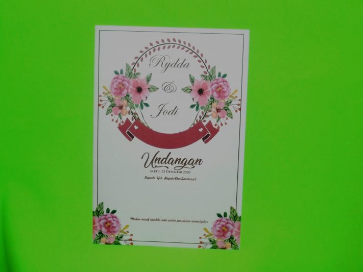 Three Diamonds Card Wedding Invitations