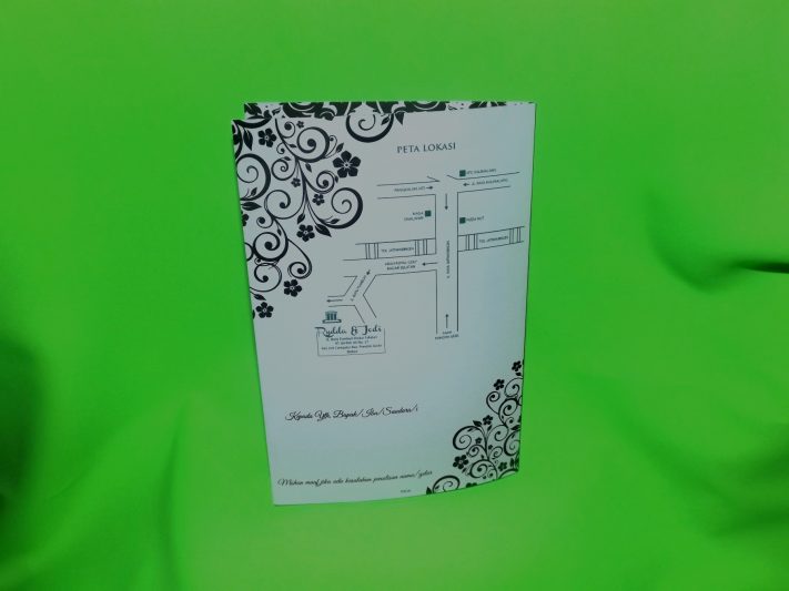 Three Diamonds Card Wedding Invitations