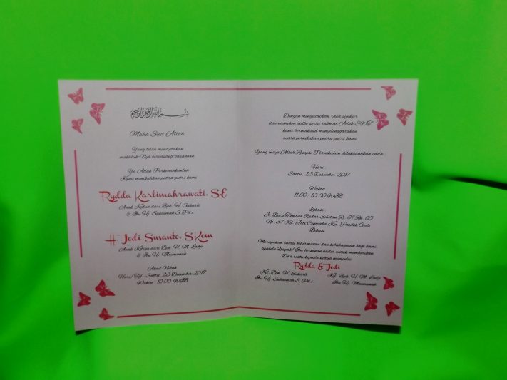 Three Diamonds Card Wedding Invitations