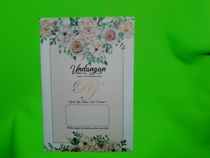 Three Diamonds Card Wedding Invitations