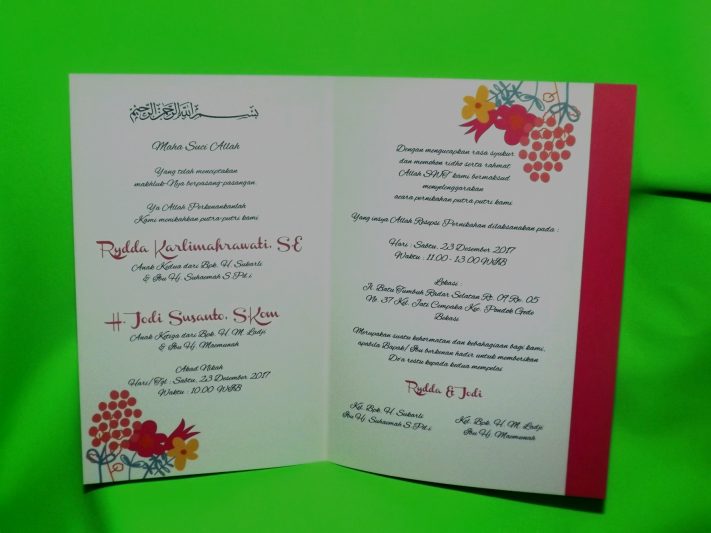 Three Diamonds Card Wedding Invitations