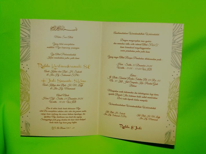 Three Diamonds Card Wedding Invitations
