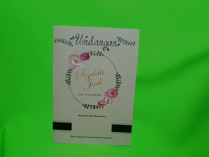 Three Diamonds Card Wedding Invitations