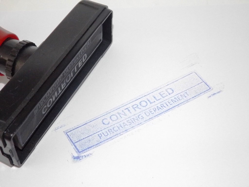 Stempel Otomatis Banyak Warna Tanpa Bak Tinta 